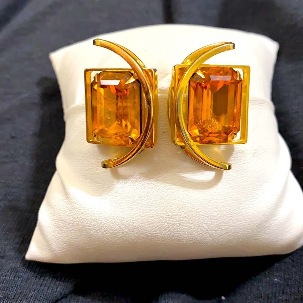 Topaz clip earrings